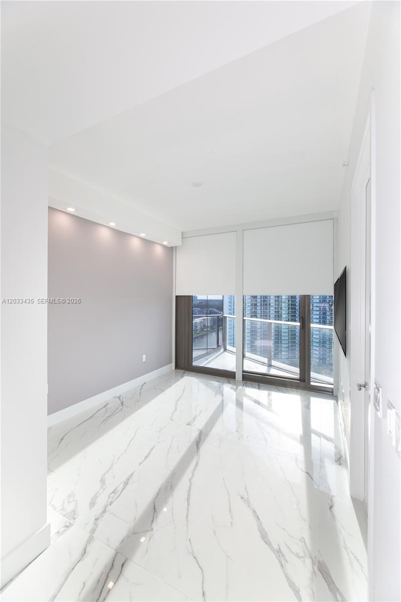 Photo of 15701 Collins Avenue 1403 #1403 listing for Sale