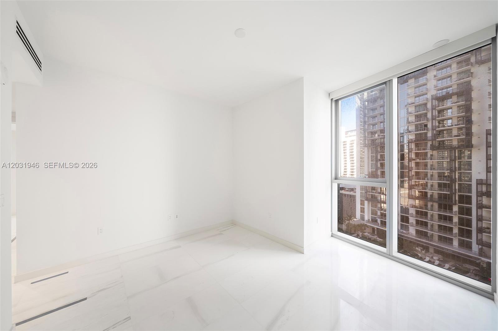 Photo of 300 Biscayne Blvd Way 1904C #1904C listing for Sale