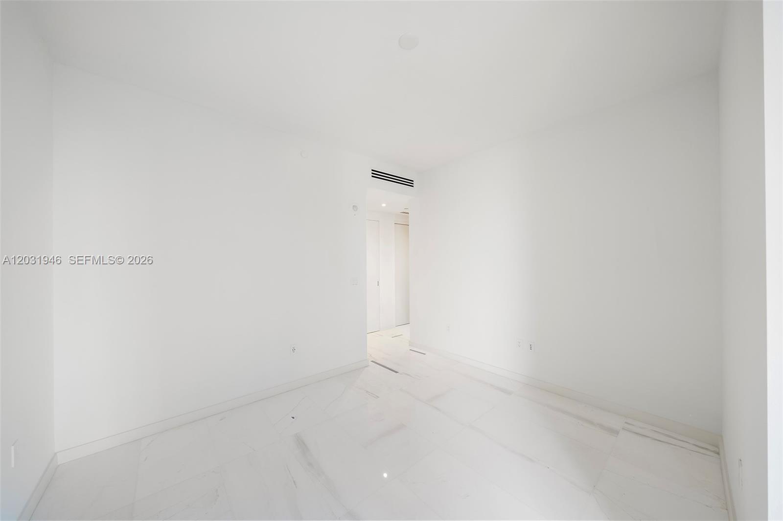 Photo of 300 Biscayne Blvd Way 1904C #1904C listing for Sale