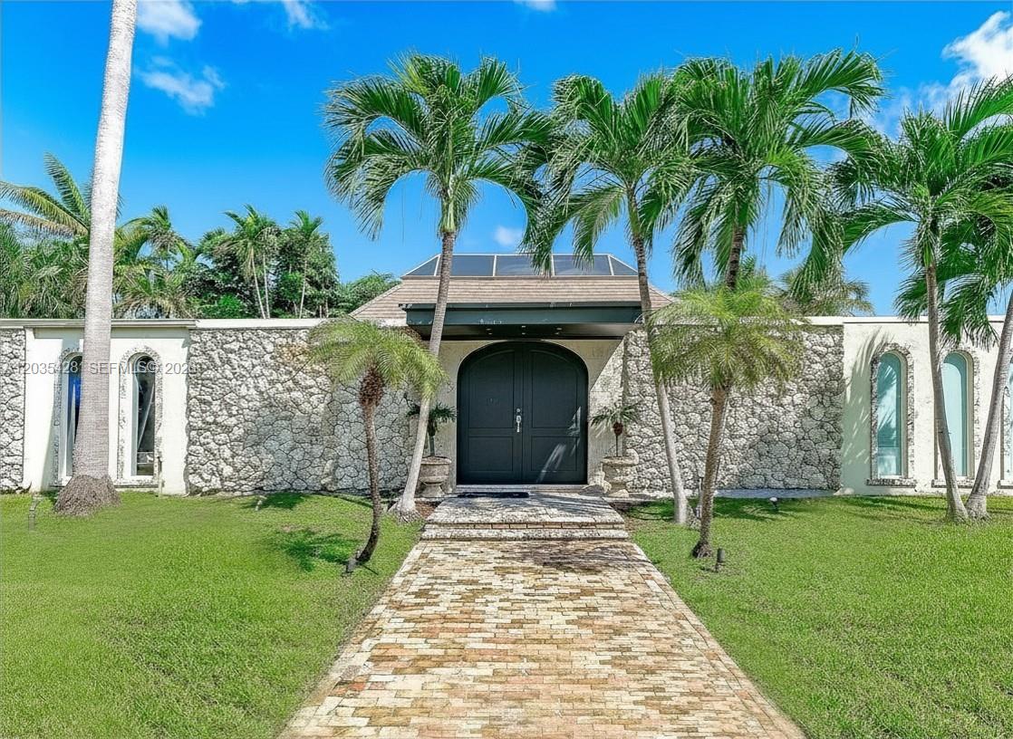 Photo of 111 S Hibiscus Drive # listing for Sale