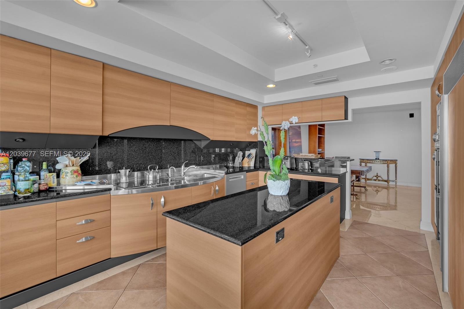 Photo of 19955 NE 38th Court 2204 #2204 listing for Sale