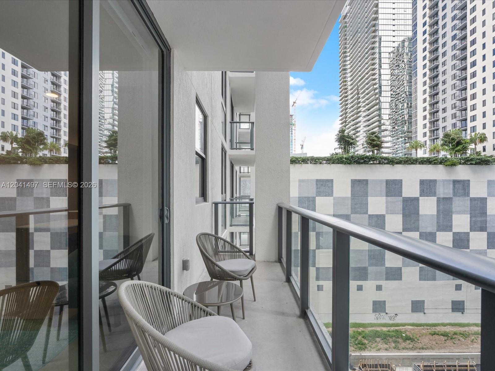 Photo of 11 NE 6th Street 807 #807 listing for Sale