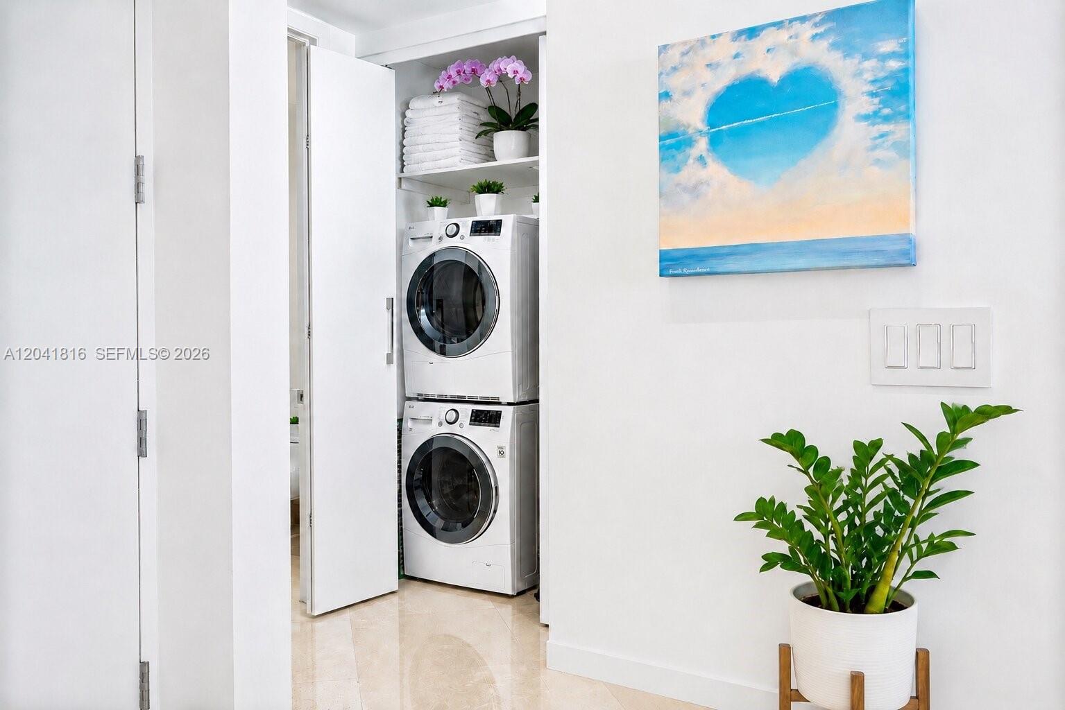 Photo of 100 S Pointe Drive 1507 #1507 listing for Sale