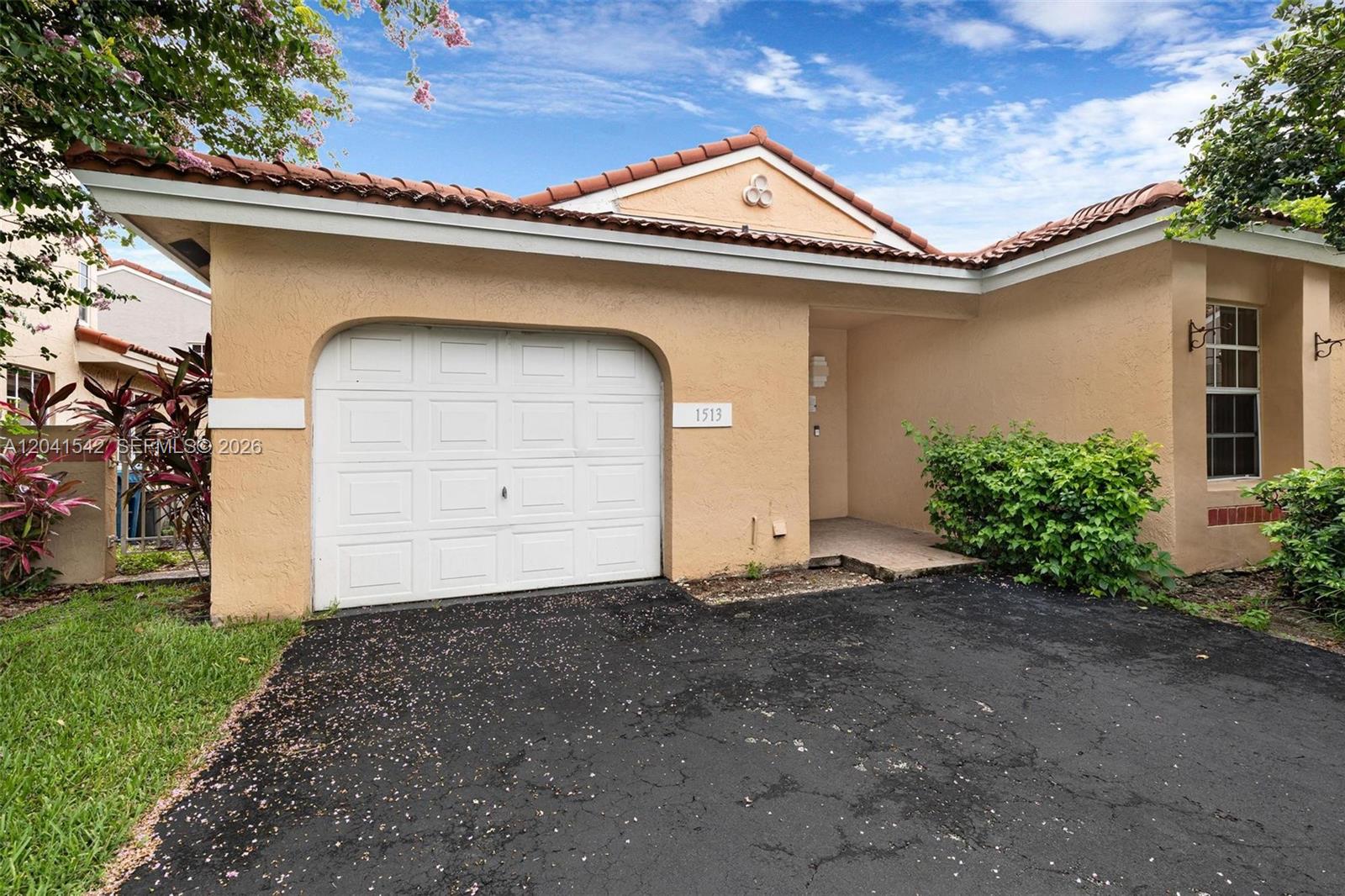 Photo of #A12041542 listing for Sale