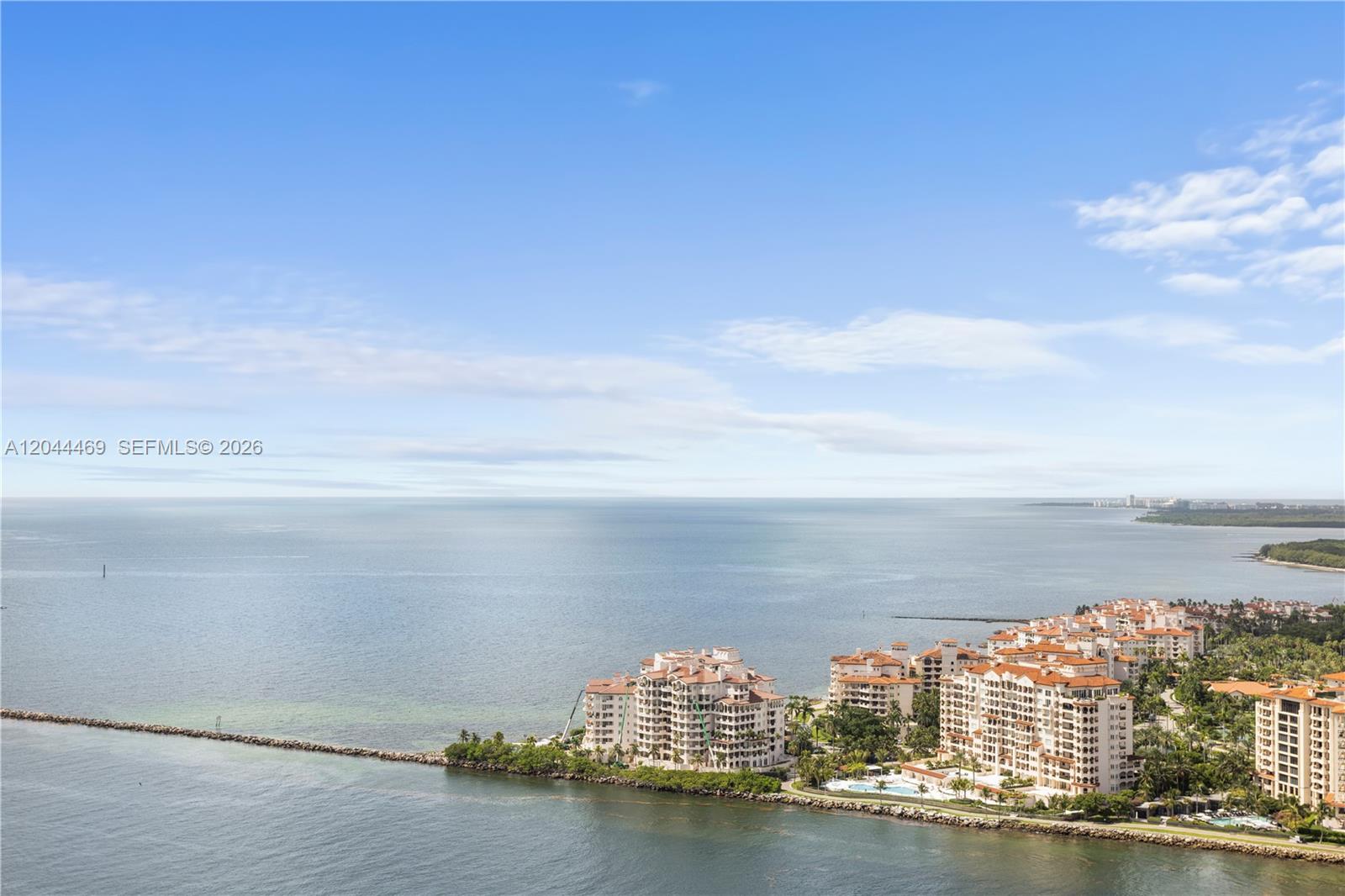 Photo of 300 S Pointe Drive 3604 #3604 listing for Sale