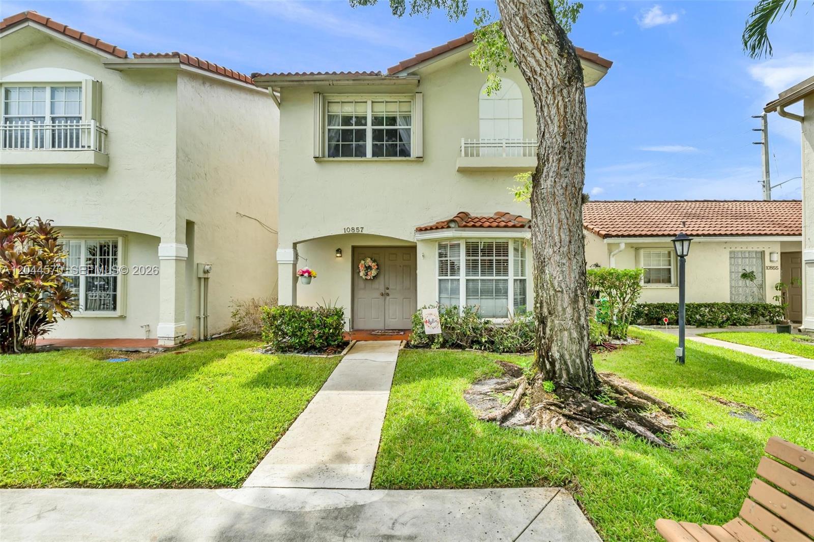 Photo of #A12044570 listing for Sale