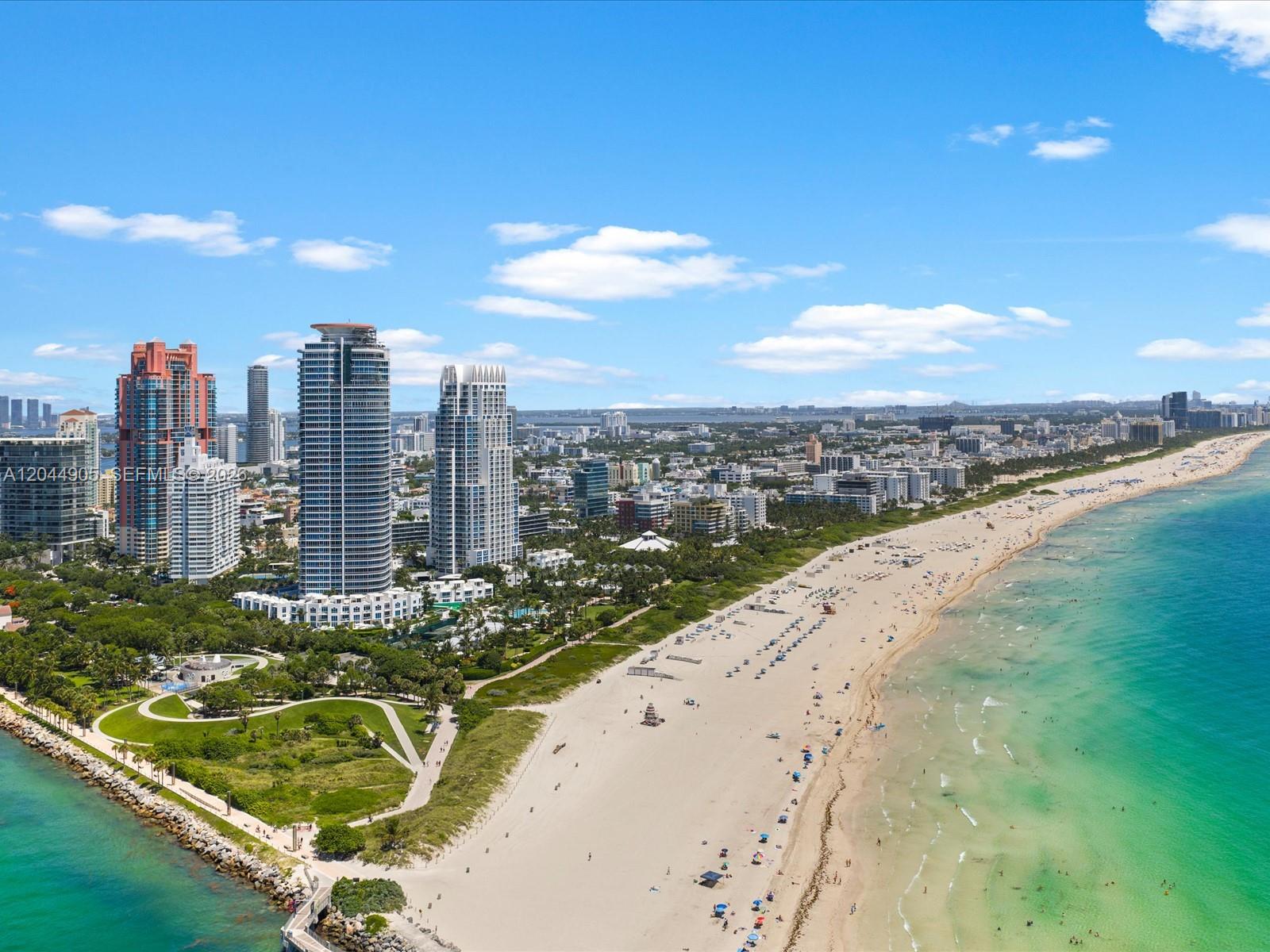 Photo of 400 S Pointe Drive 1102 #1102 listing for Sale