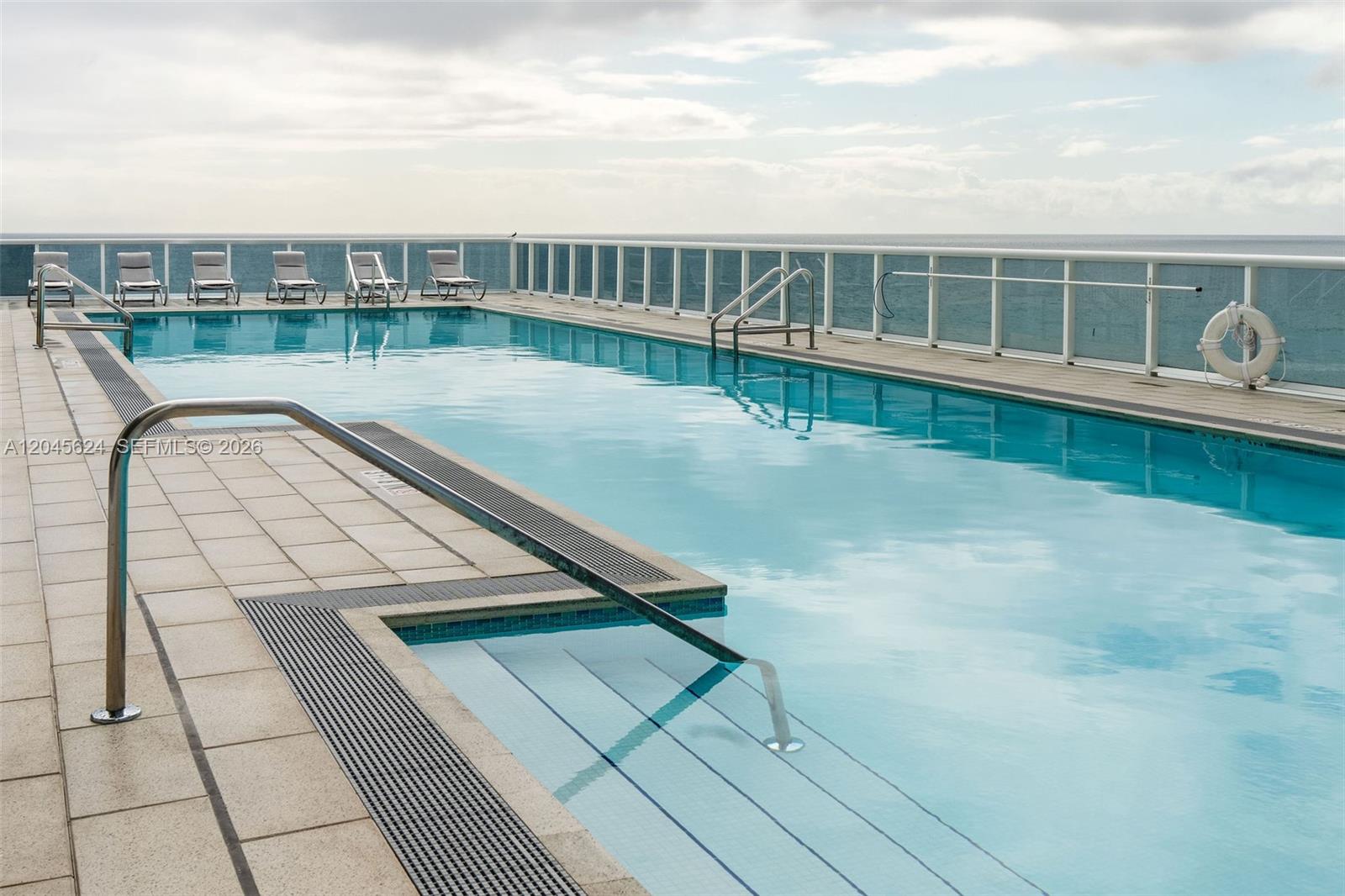 Photo of 15901 Collins Avenue 2502 #2502 listing for Sale