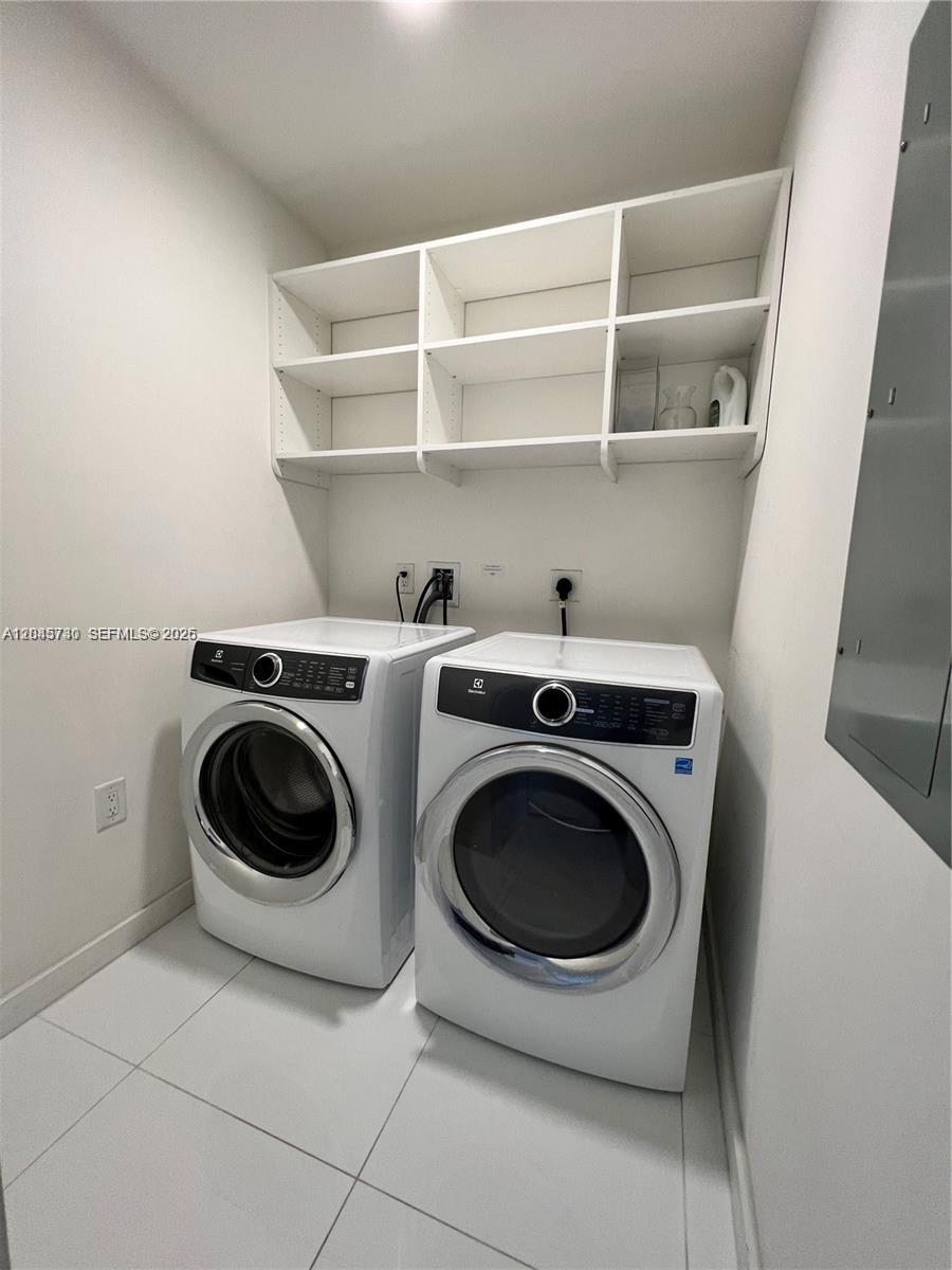 Photo of 851 NE 1st Avenue 1208 #1208 listing for Sale