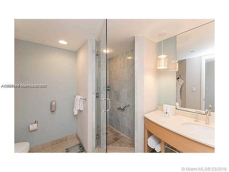 Photo of 18683 Collins Avenue 607 #607 listing for Sale