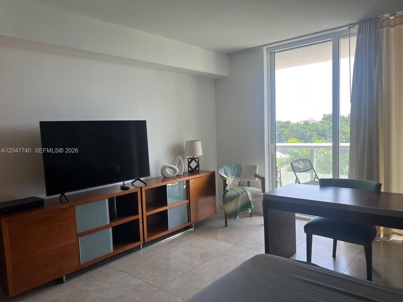 Photo of 50 Biscayne Boulevard 606 #606 listing for Sale