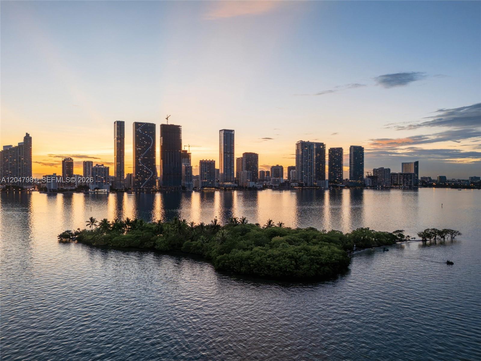 Photo of 725 NE 24th Street 2801 #2801 listing for Sale
