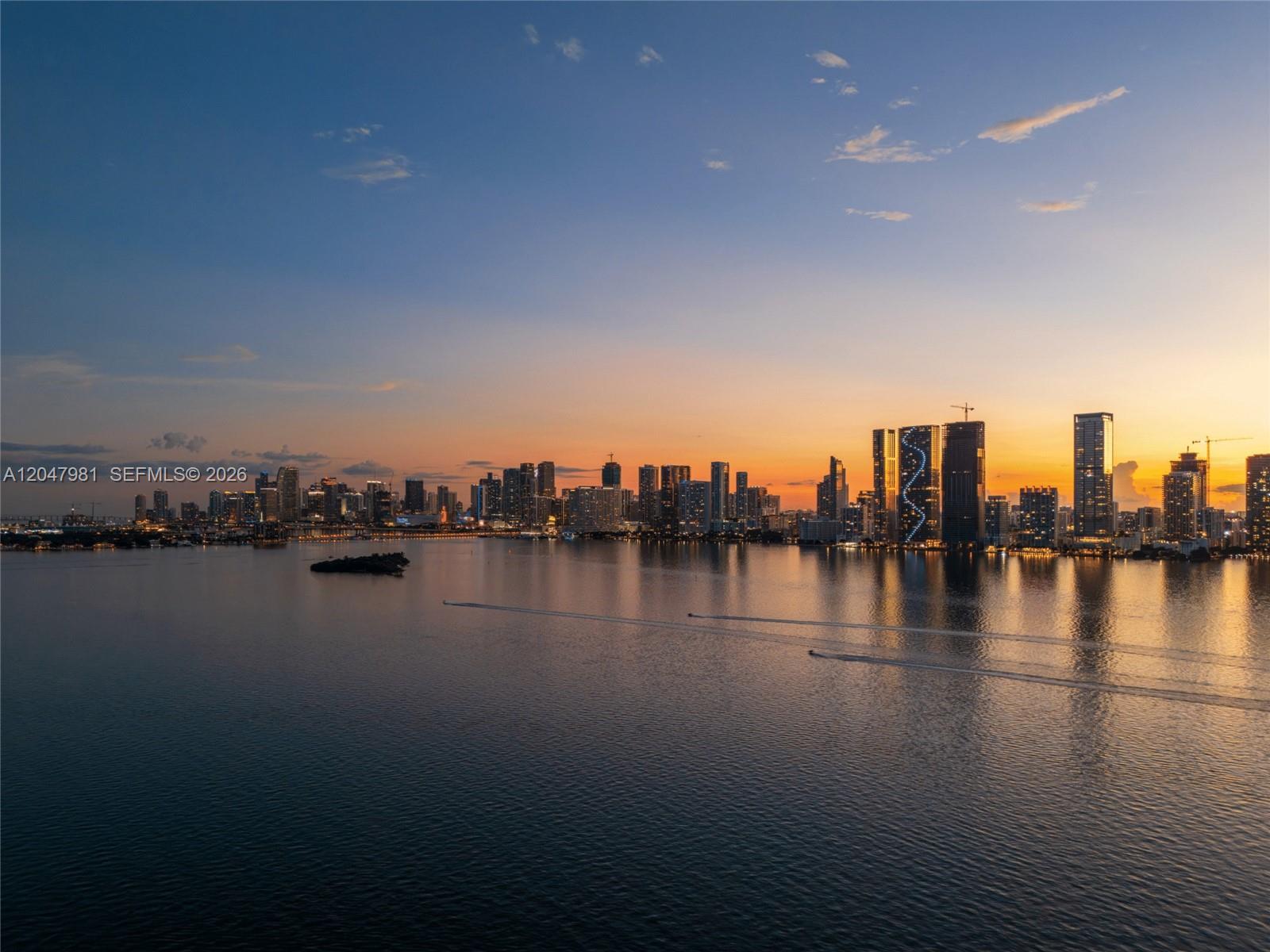 Photo of 725 NE 24th Street 2801 #2801 listing for Sale