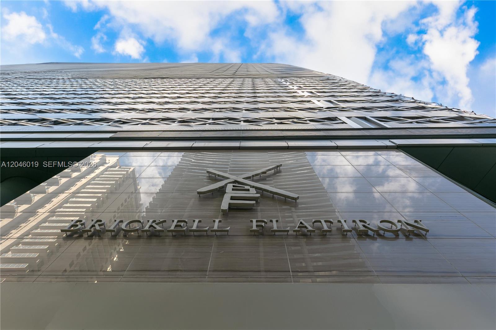 Photo of 1000 Brickell Plaza 4015 #4015 listing for Sale