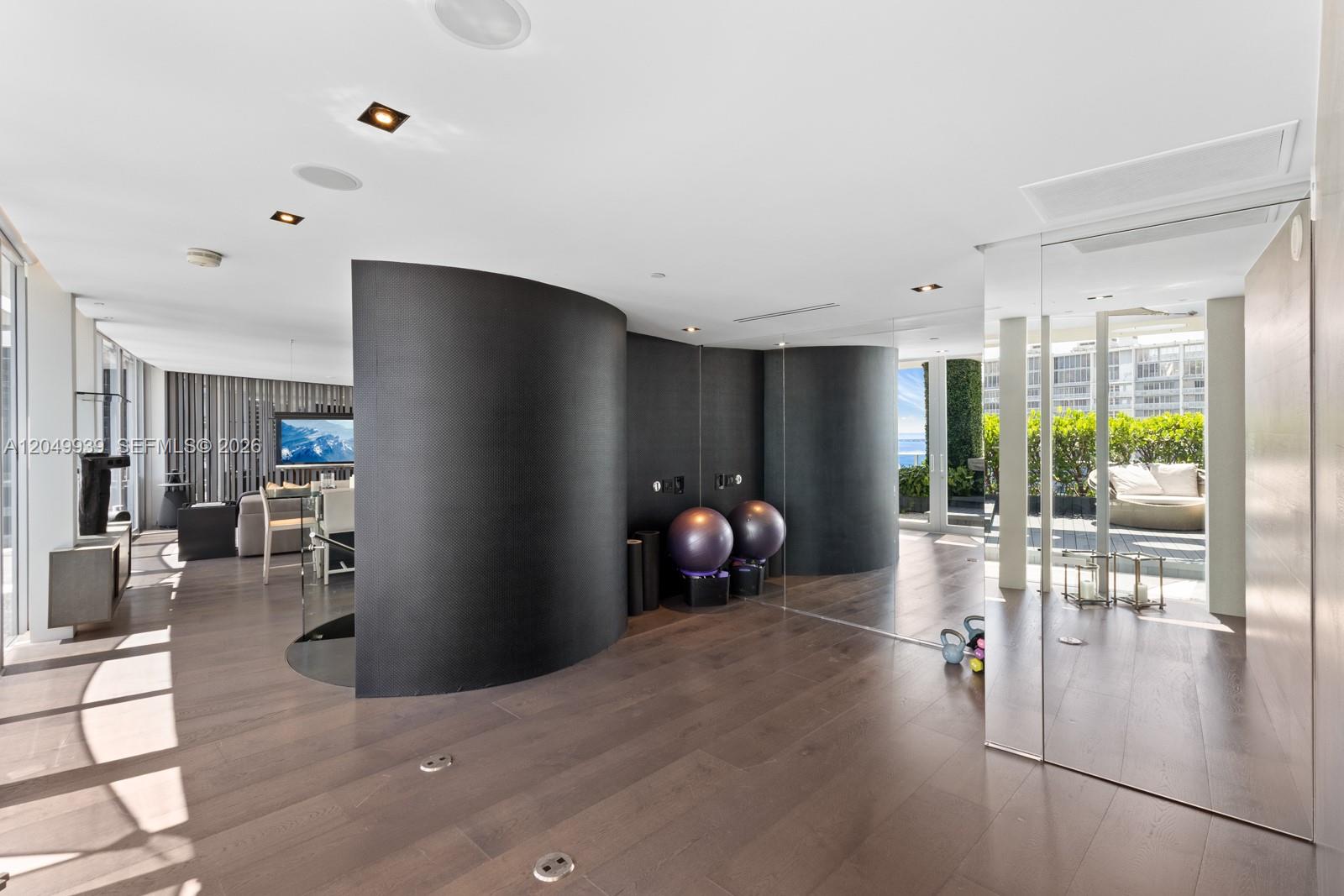 Photo of 200 Biscayne Boulevard Way PH-5404 #PH-5404 listing for Sale