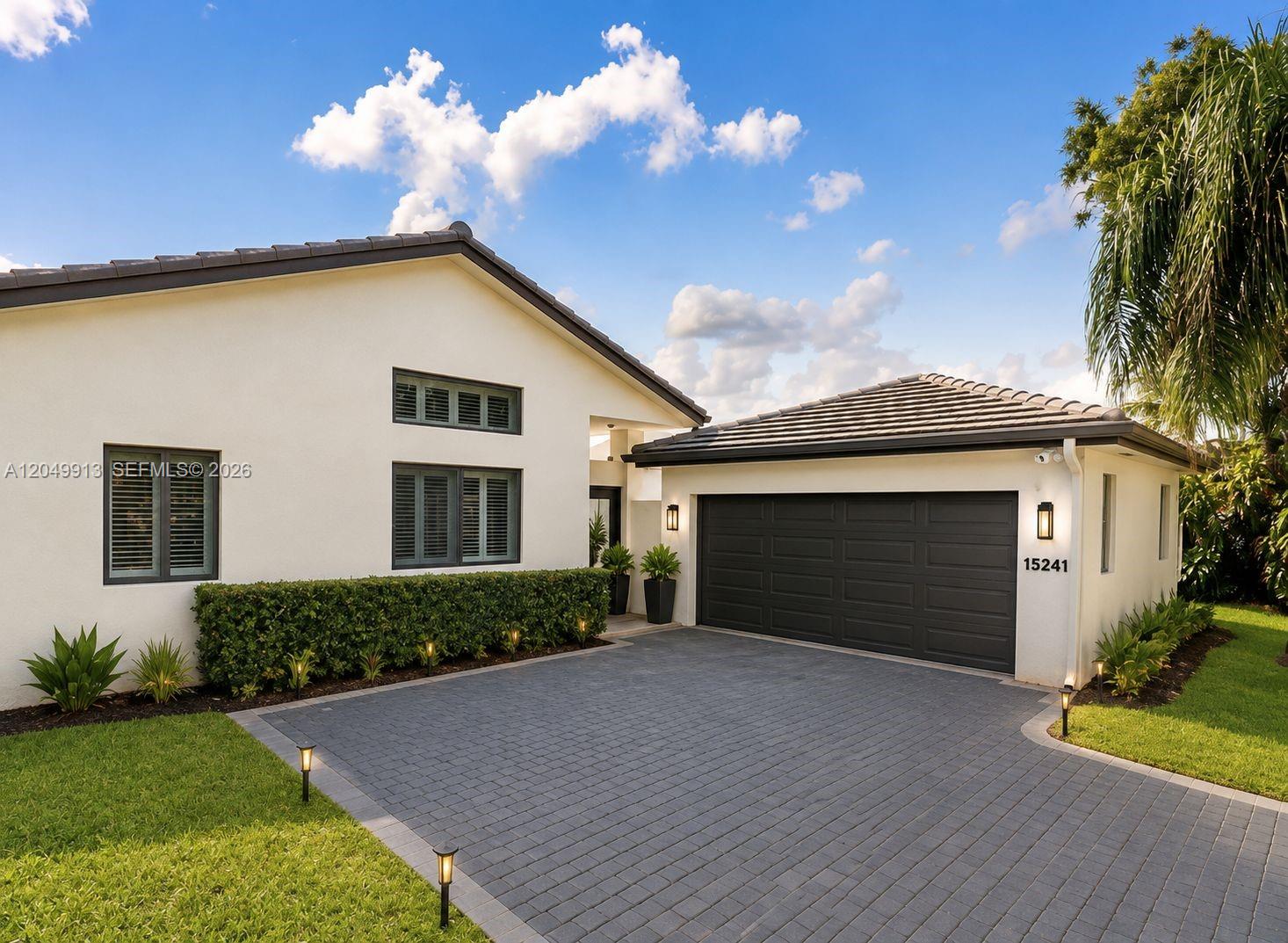 Photo of #A12049913 listing for Sale