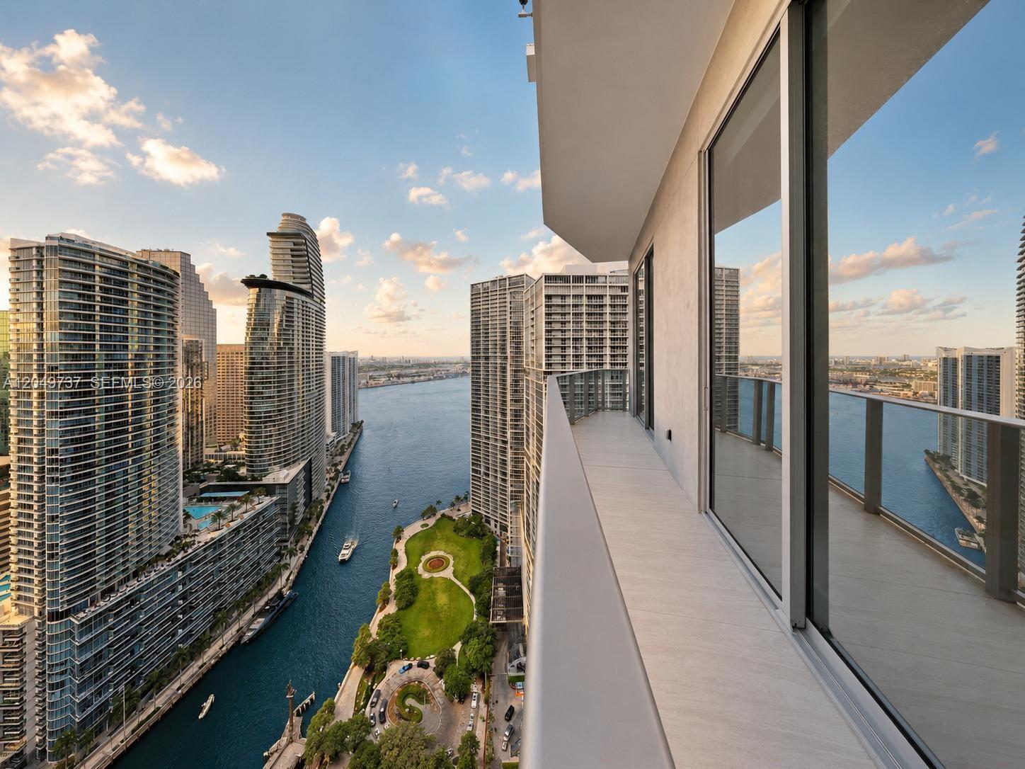 Photo of 77 SE 5th Street UPH01 #UPH01 listing for Sale