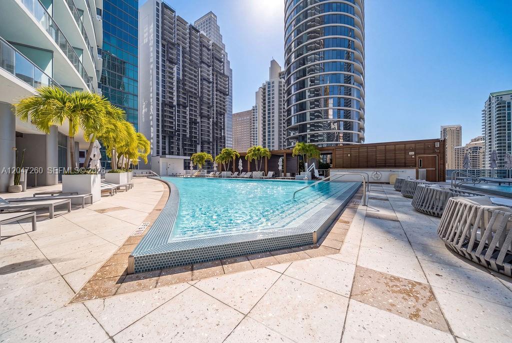 Photo of 200 Biscayne Boulevard Way 5110 #5110 listing for Sale