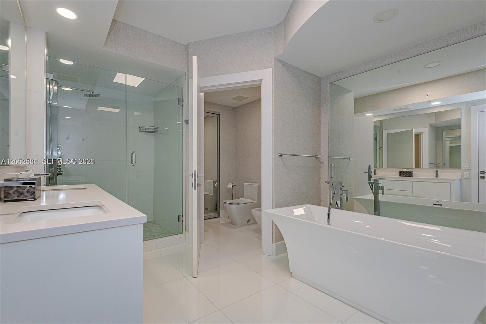Photo of 18201 Collins Avenue 1101 #1101 listing for Sale