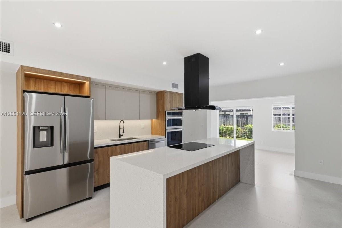 Photo of #A12054120 listing for Sale