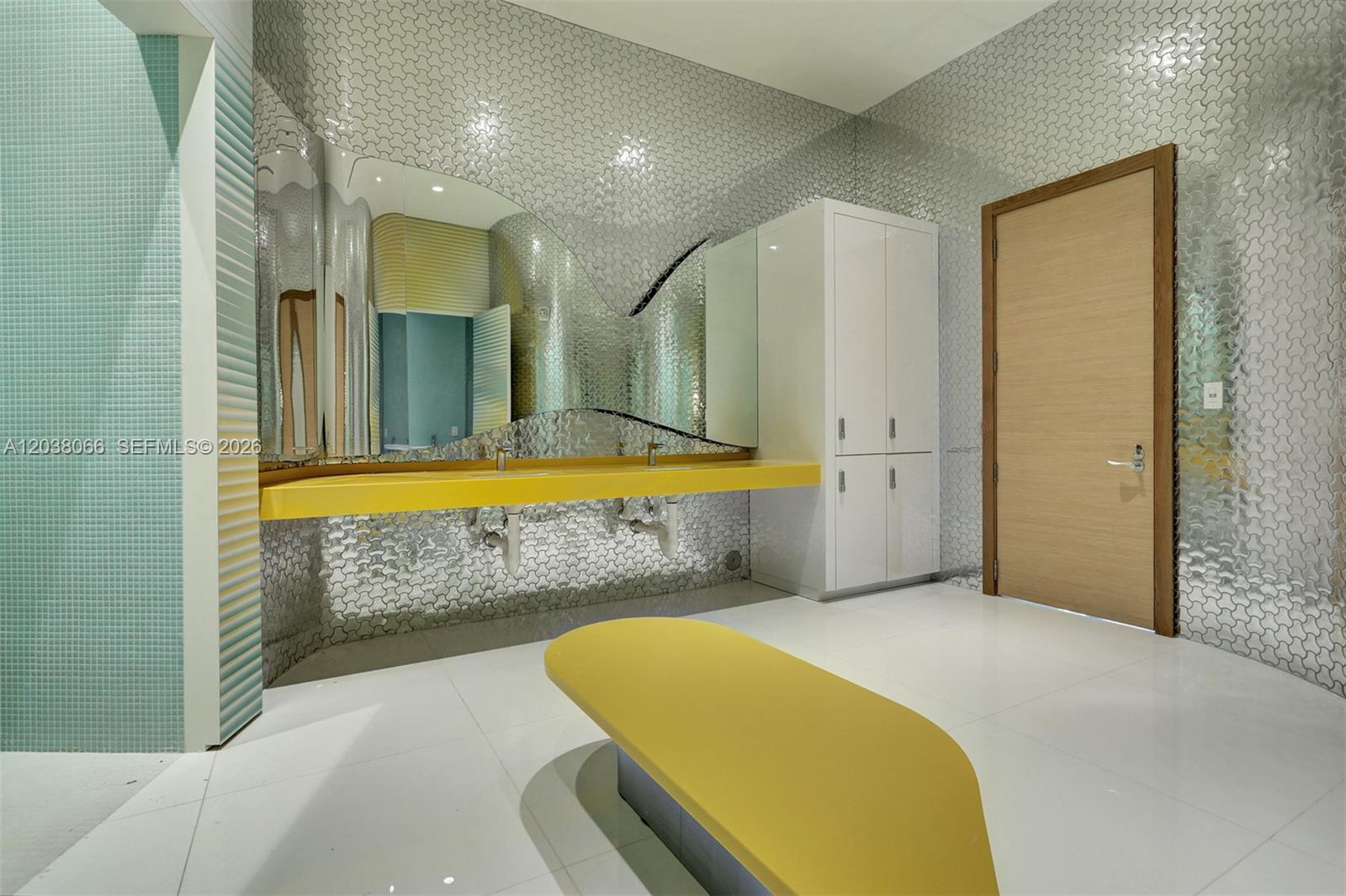 Photo of 501 NE 31st Street 2904 #2904 listing for Sale