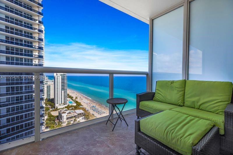 Photo of 1830 S Ocean Drive 2609 #2609 listing for Sale