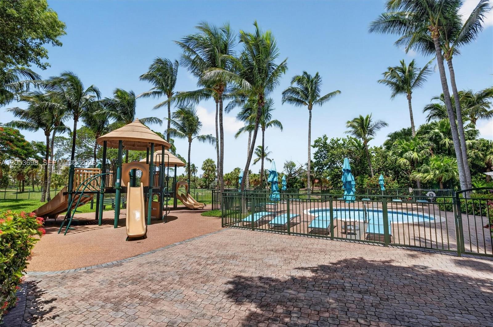 Photo of 19501 W Country Club Drive 2401 #2401 listing for Sale