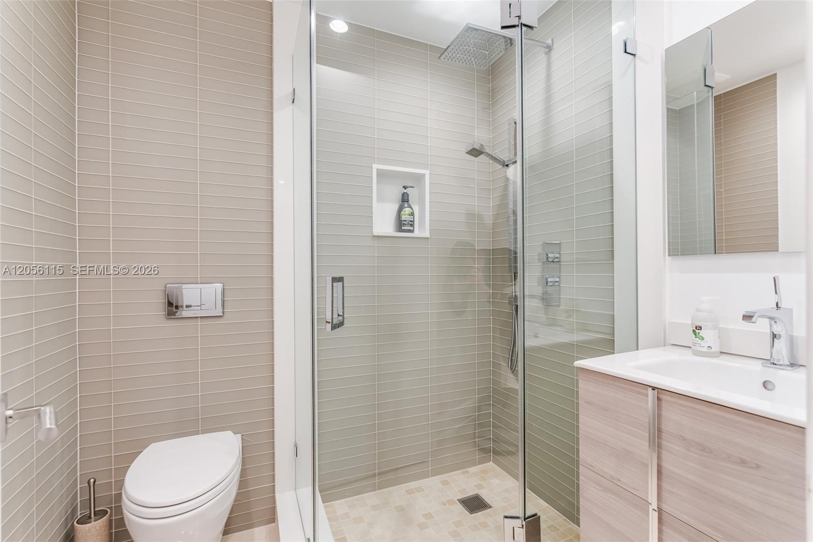 Photo of 2133 Fisher Island Drive 2133 #2133 listing for Sale