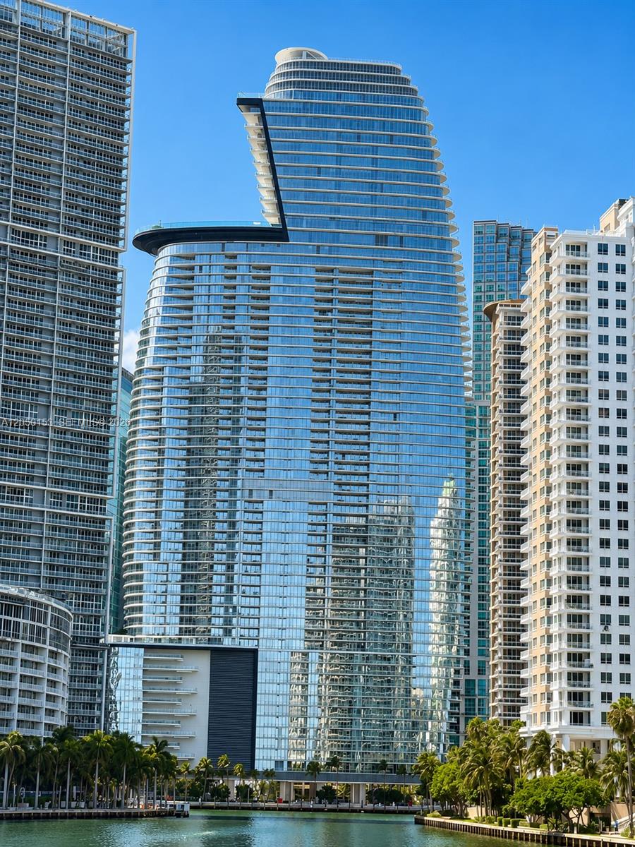 Photo of 300 Biscayne Boulevard Way 2609W #2609W listing for Sale