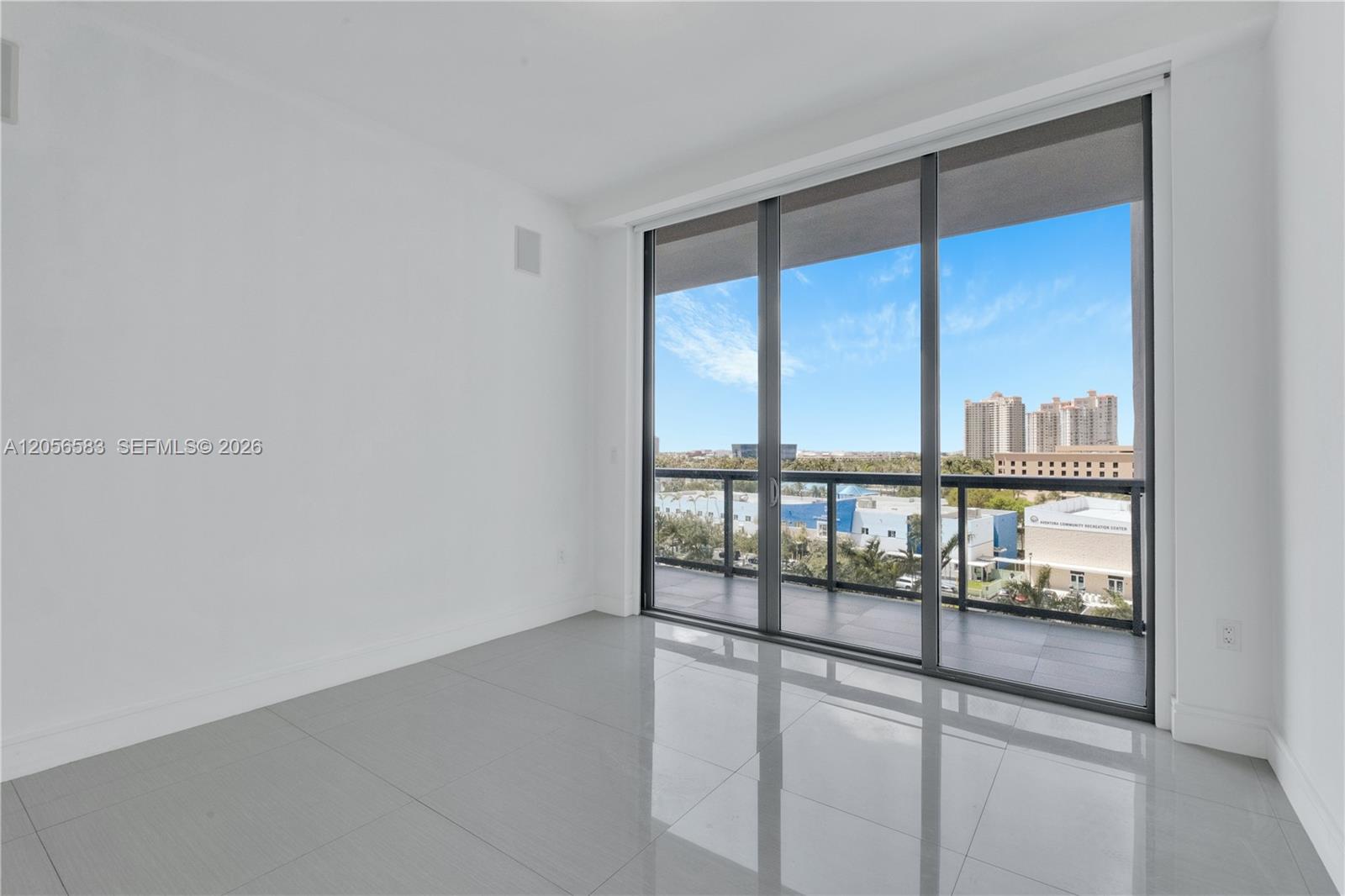 Photo of 3300 NE 188 Street 611 #611 listing for Sale