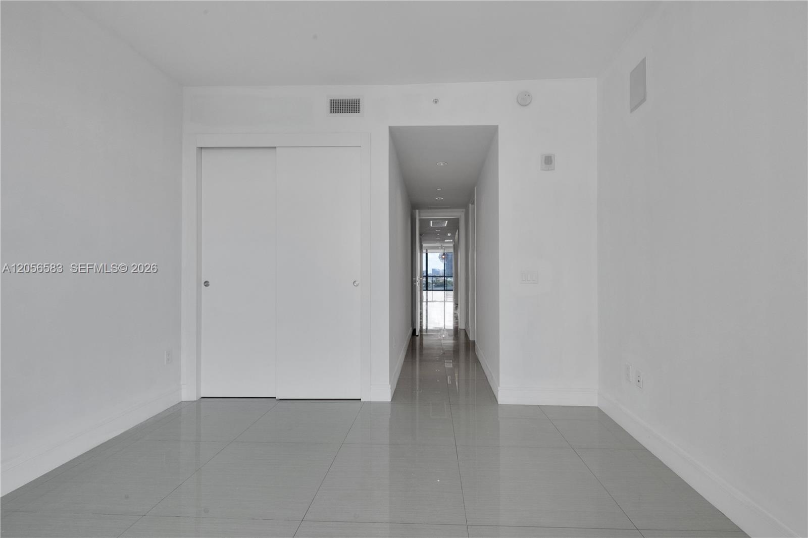 Photo of 3300 NE 188 Street 611 #611 listing for Sale