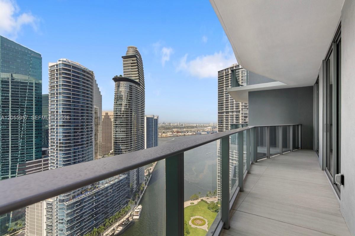 Photo of 77 SE 5th Street 3902 #3902 listing for Sale