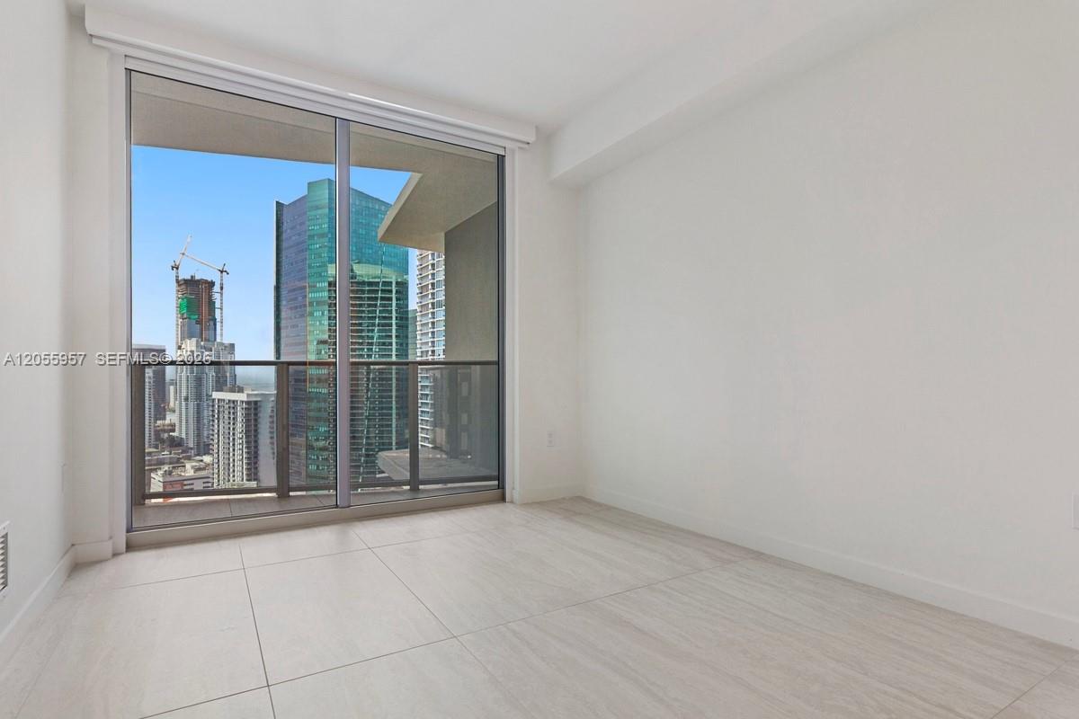 Photo of 77 SE 5th Street 3902 #3902 listing for Sale