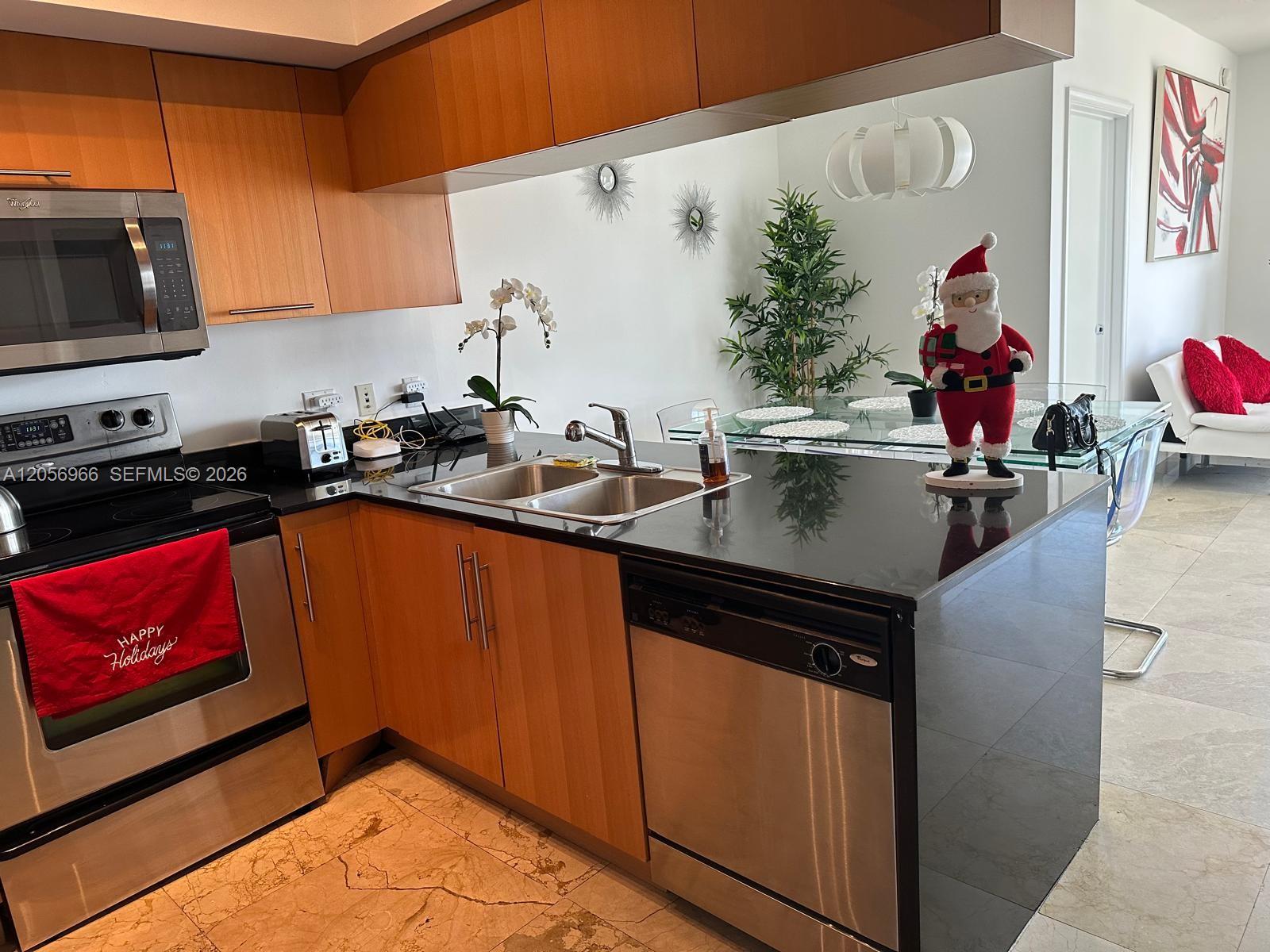 Photo of 1750 N Bayshore Drive 2914 #2914 listing for Sale