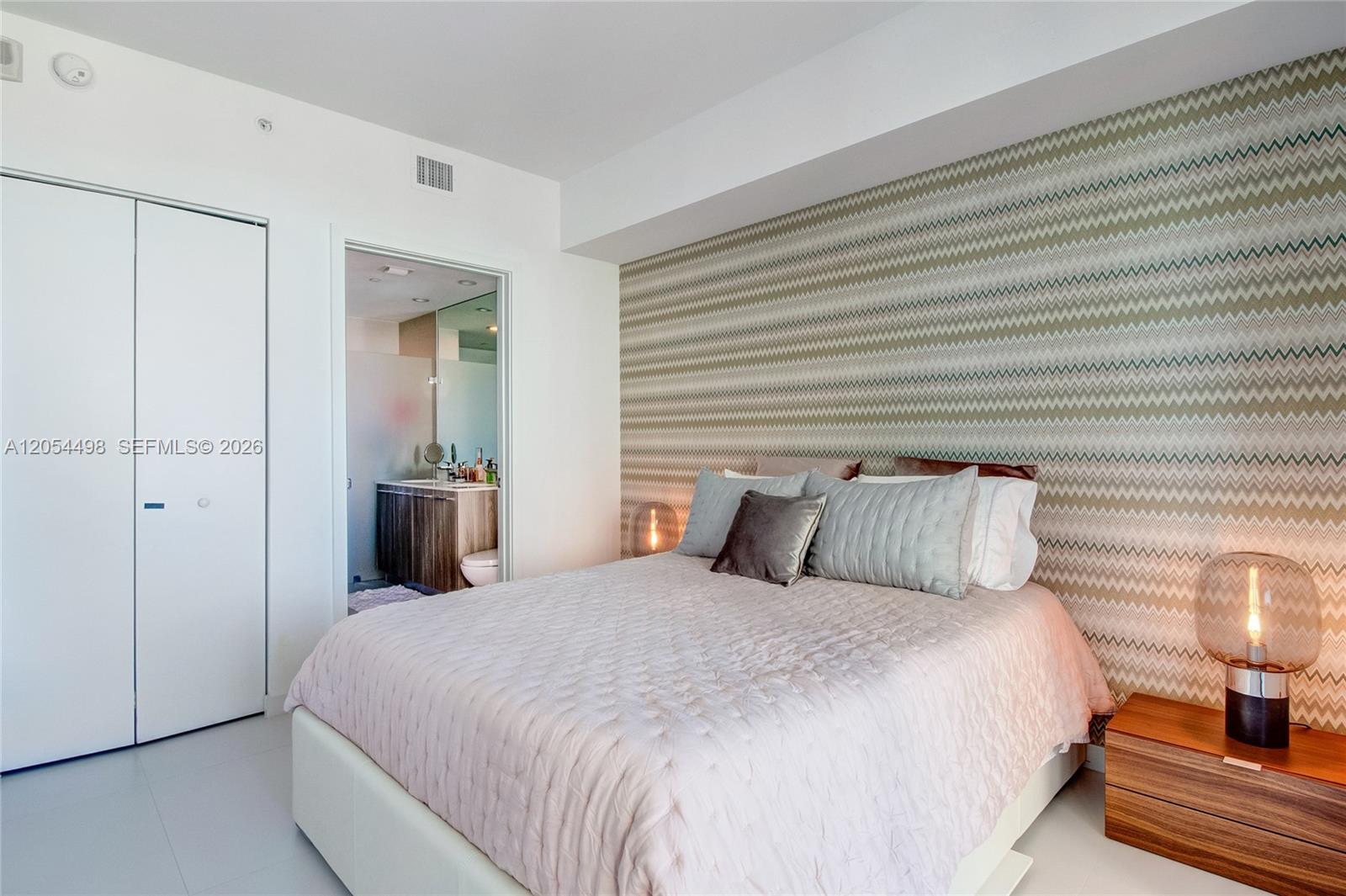 Photo of 501 NE 31st Street 1502 #1502 listing for Sale