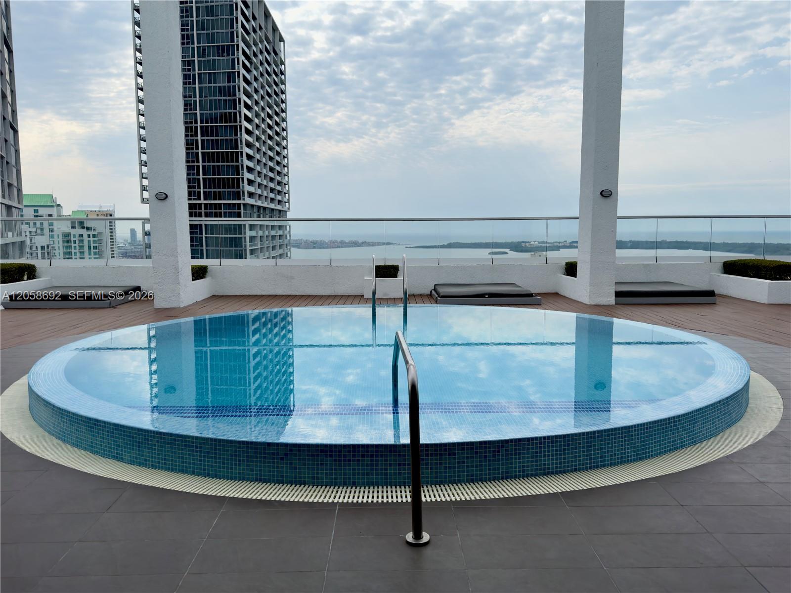 Photo of 500 Brickell Avenue 1407 #1407 listing for Sale