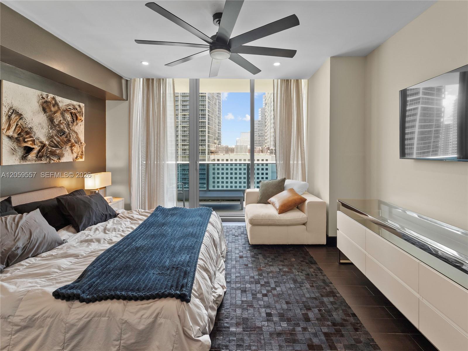 Photo of 200 Biscayne Boulevard Way 1407 #1407 listing for Sale
