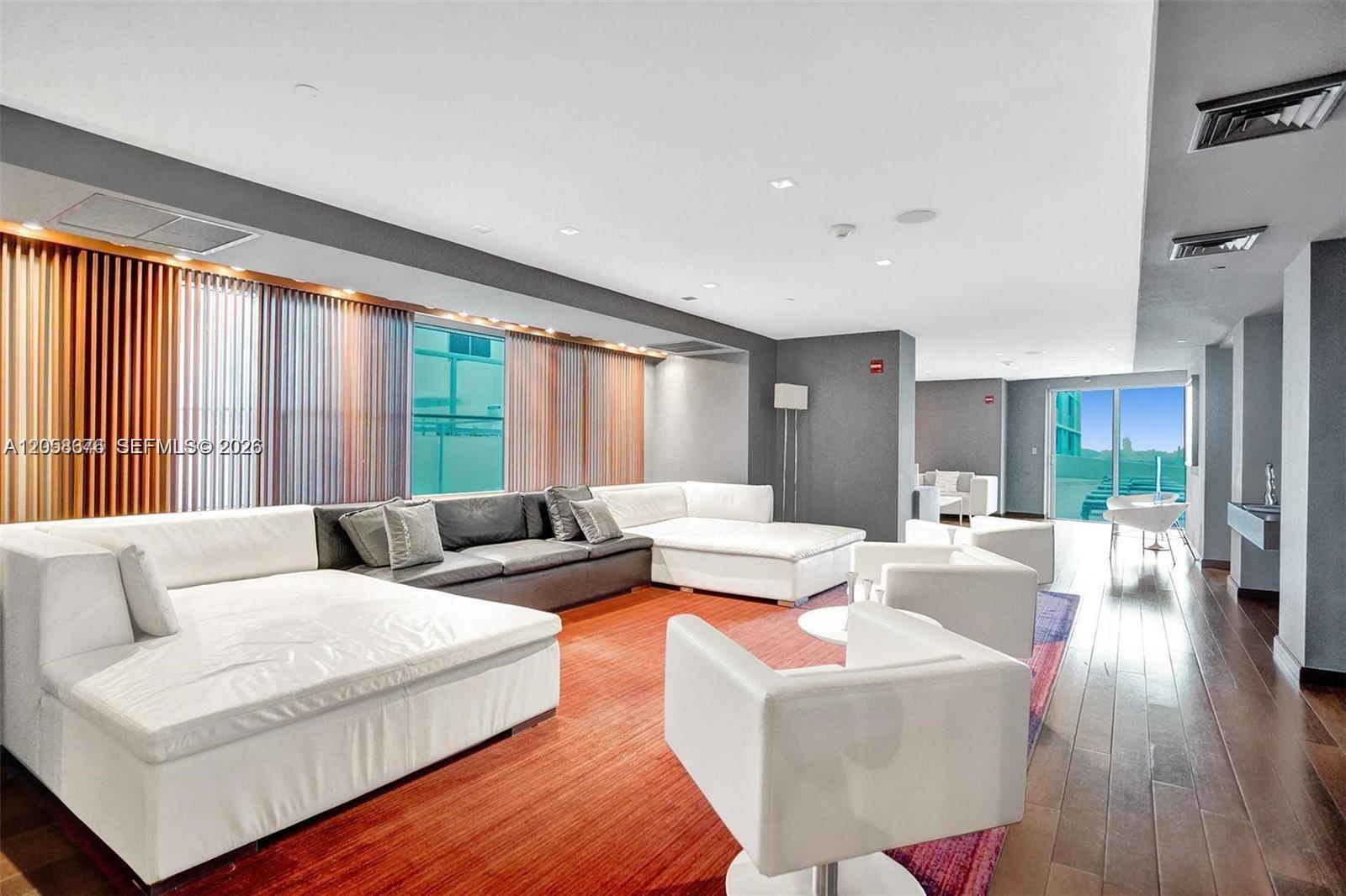 Photo of 325 S Biscayne Boulevard 3314 #3314 listing for Sale