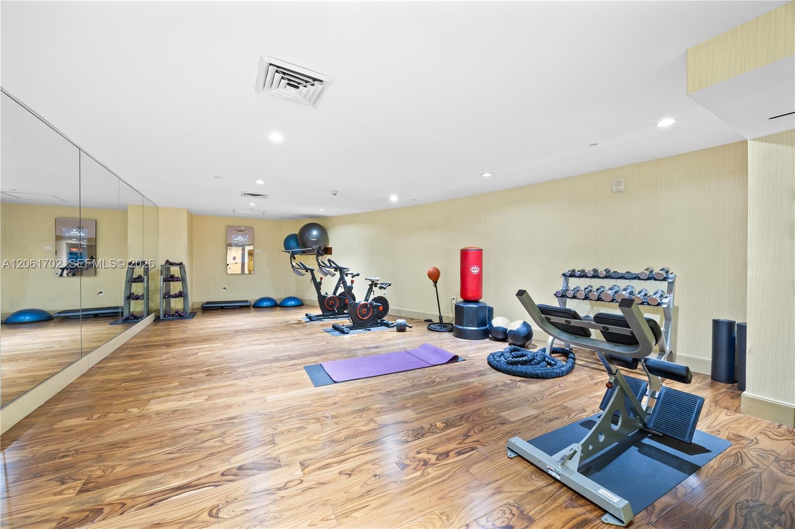 Photo of 50 Biscayne Boulevard 4706 #4706 listing for Sale