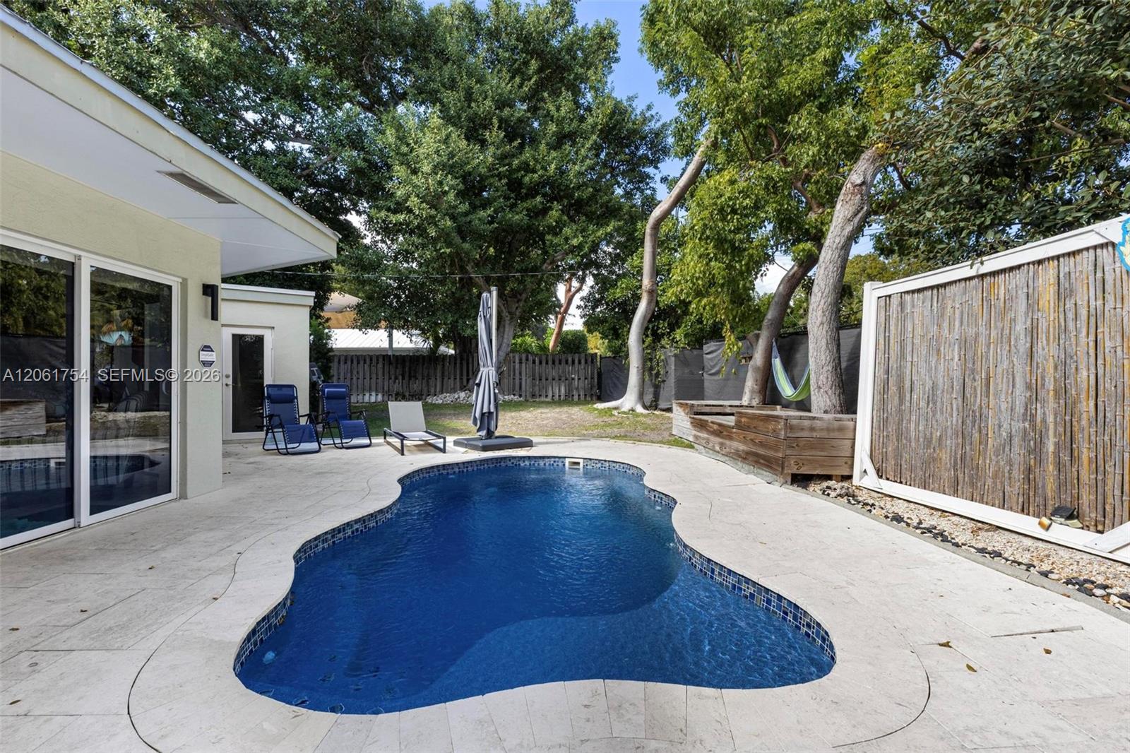 Photo of #A12061754 listing for Sale