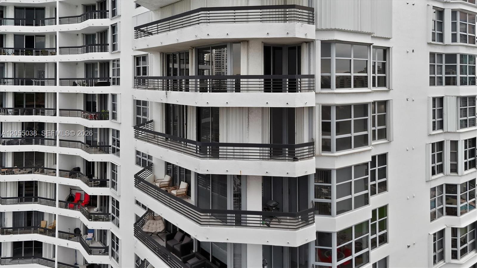 Photo of 3530 Mystic Pointe Drive 1606 #1606 listing for Sale