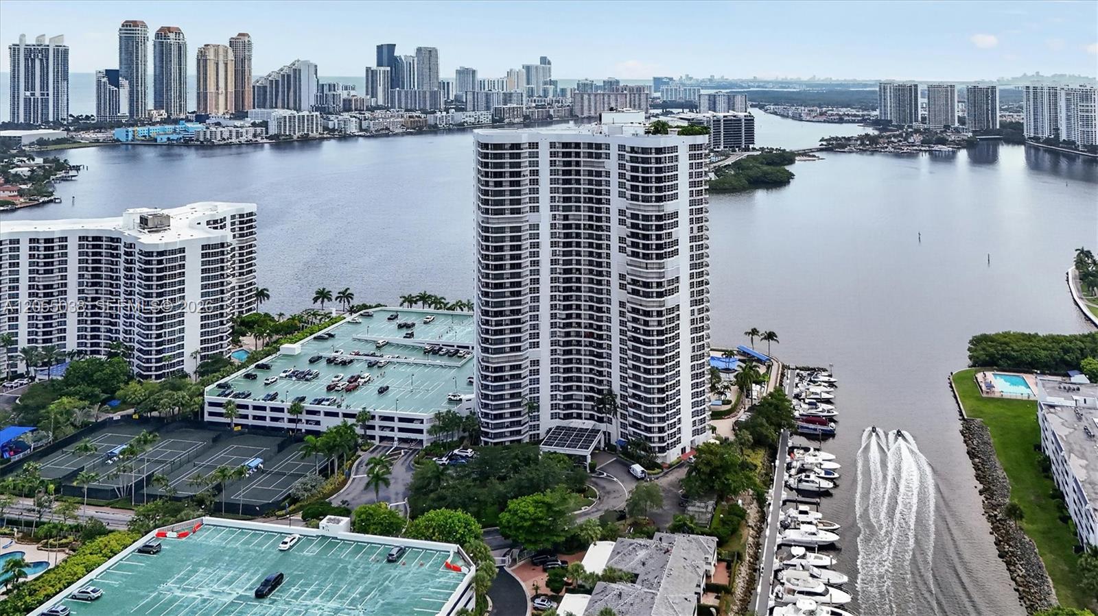 Photo of 3530 Mystic Pointe Drive 1606 #1606 listing for Sale