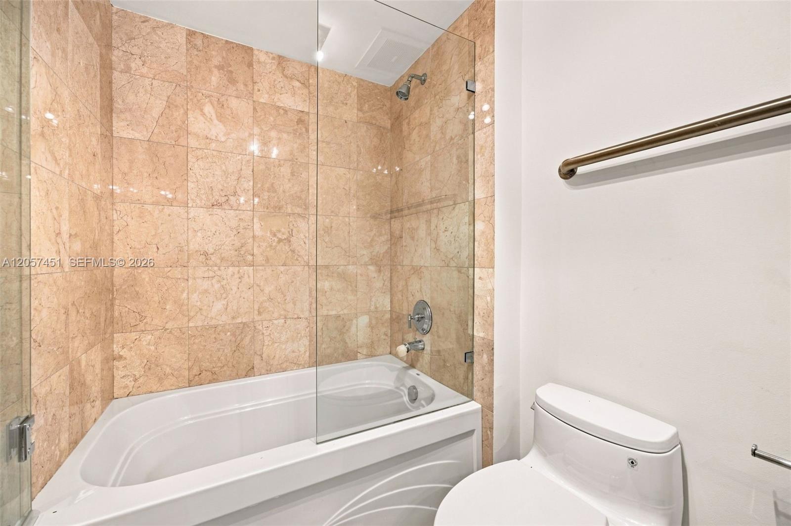 Photo of 3201 NE 183rd Street 2104 #2104 listing for Sale