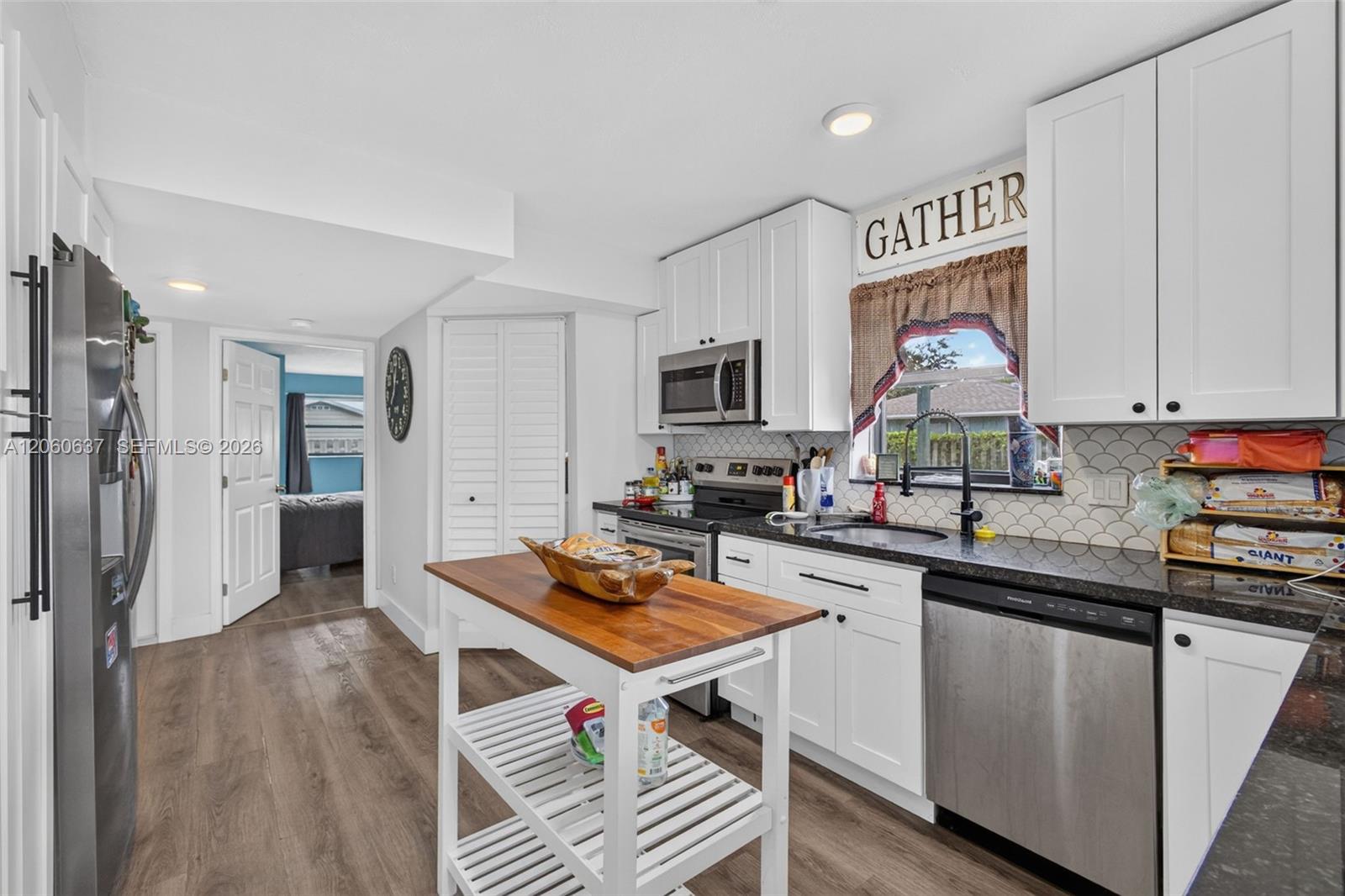 Photo of #A12060637 listing for Sale