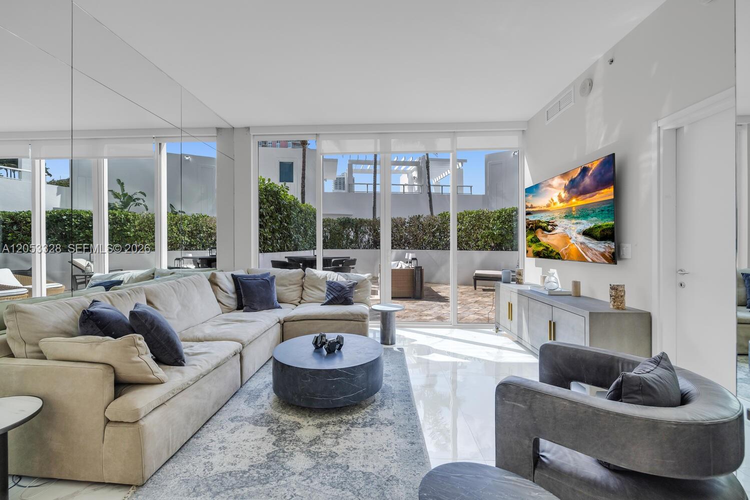 Photo of 50 S Pointe Drive 510 #510 listing for Sale