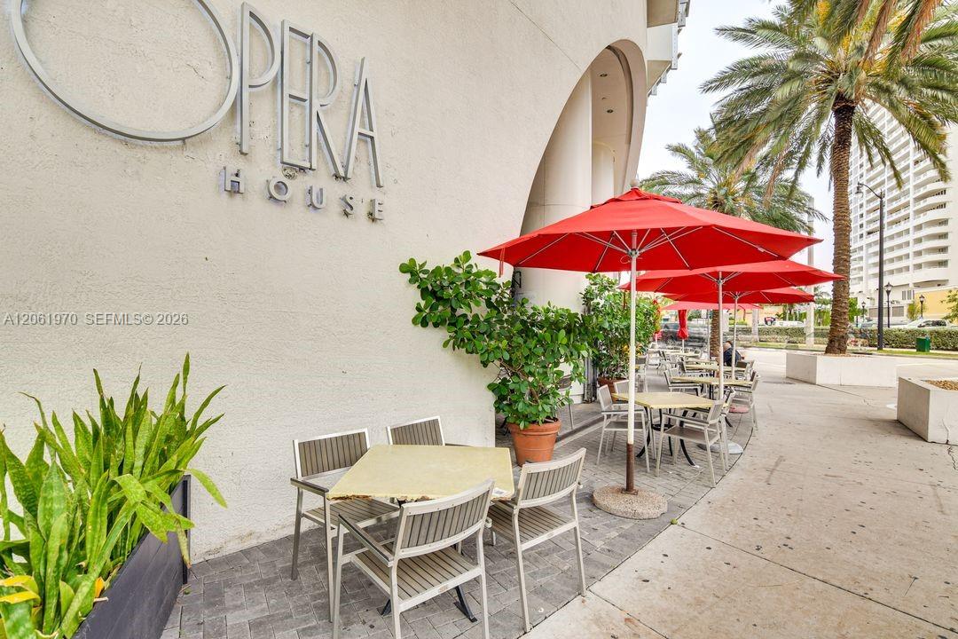 Photo of 1750 N Bayshore Drive 1909 #1909 listing for Sale