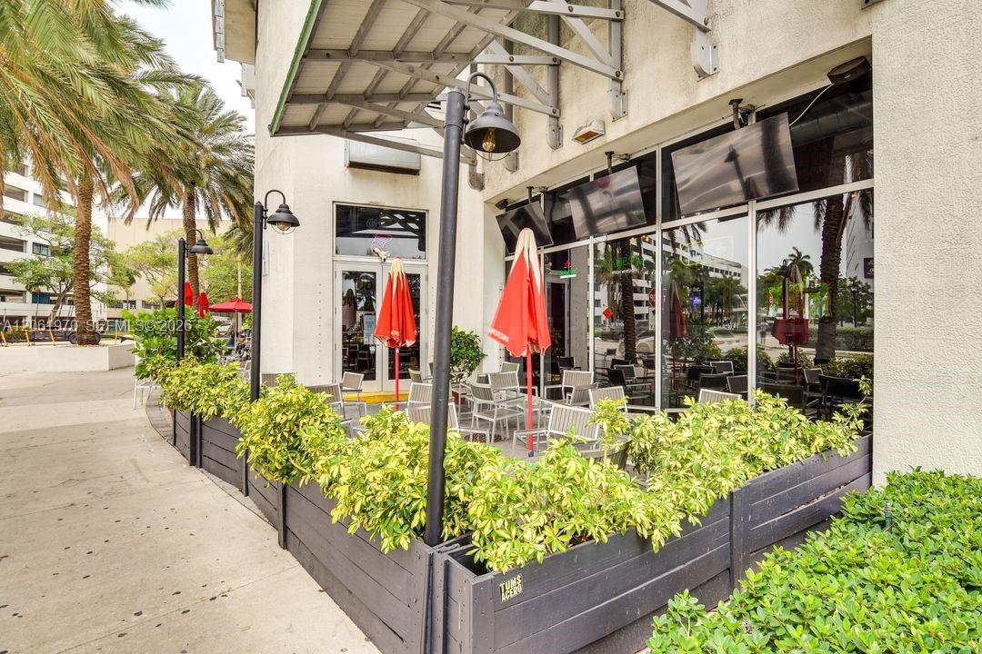 Photo of 1750 N Bayshore Drive 1909 #1909 listing for Sale