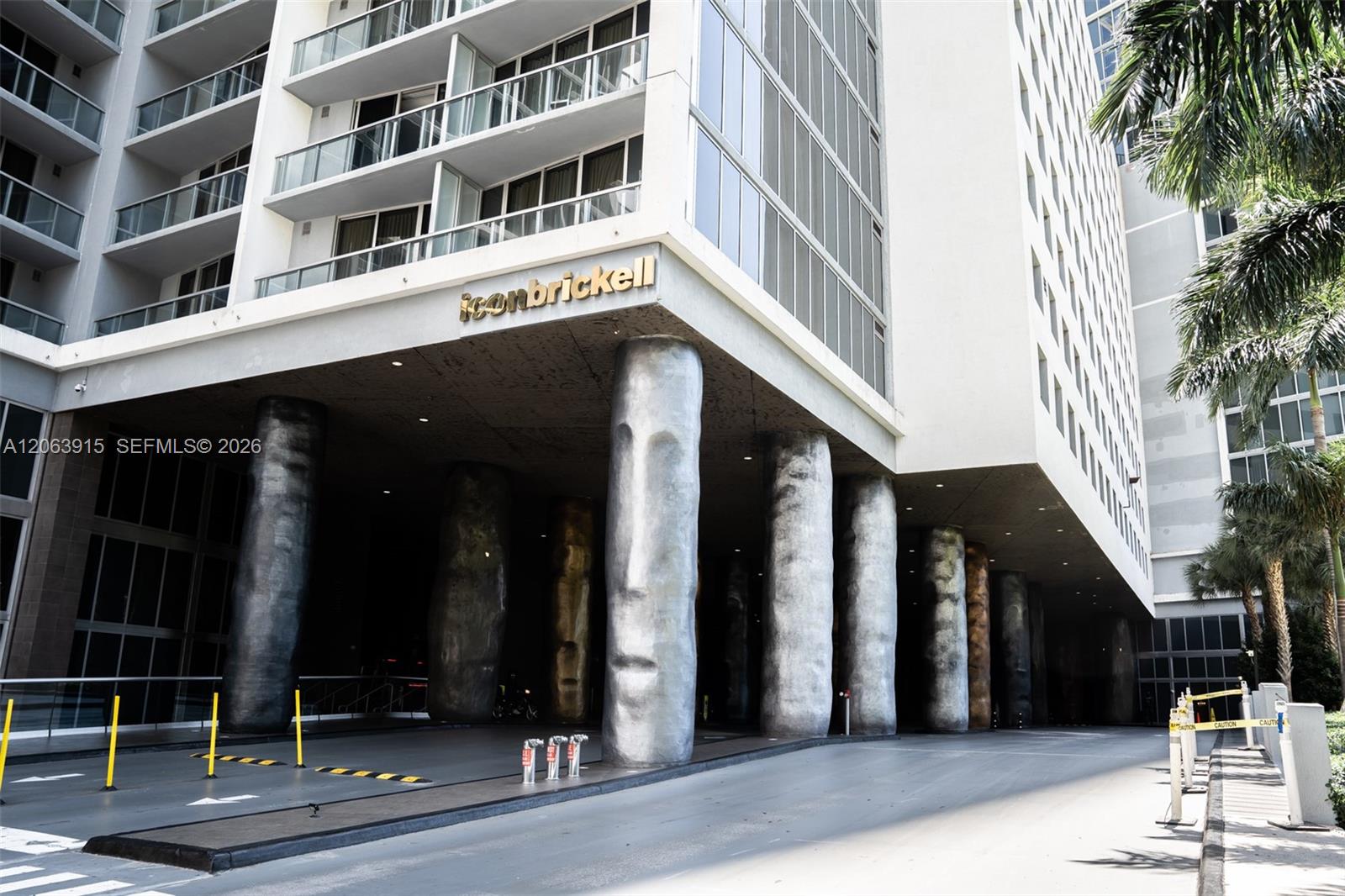 Photo of 475 Brickell Avenue 4511 #4511 listing for Sale