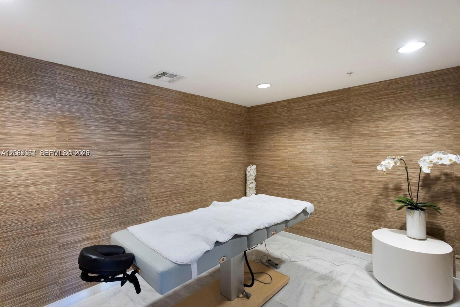 Photo of 400 Sunny Isles Boulevard 1401 #1401 listing for Sale