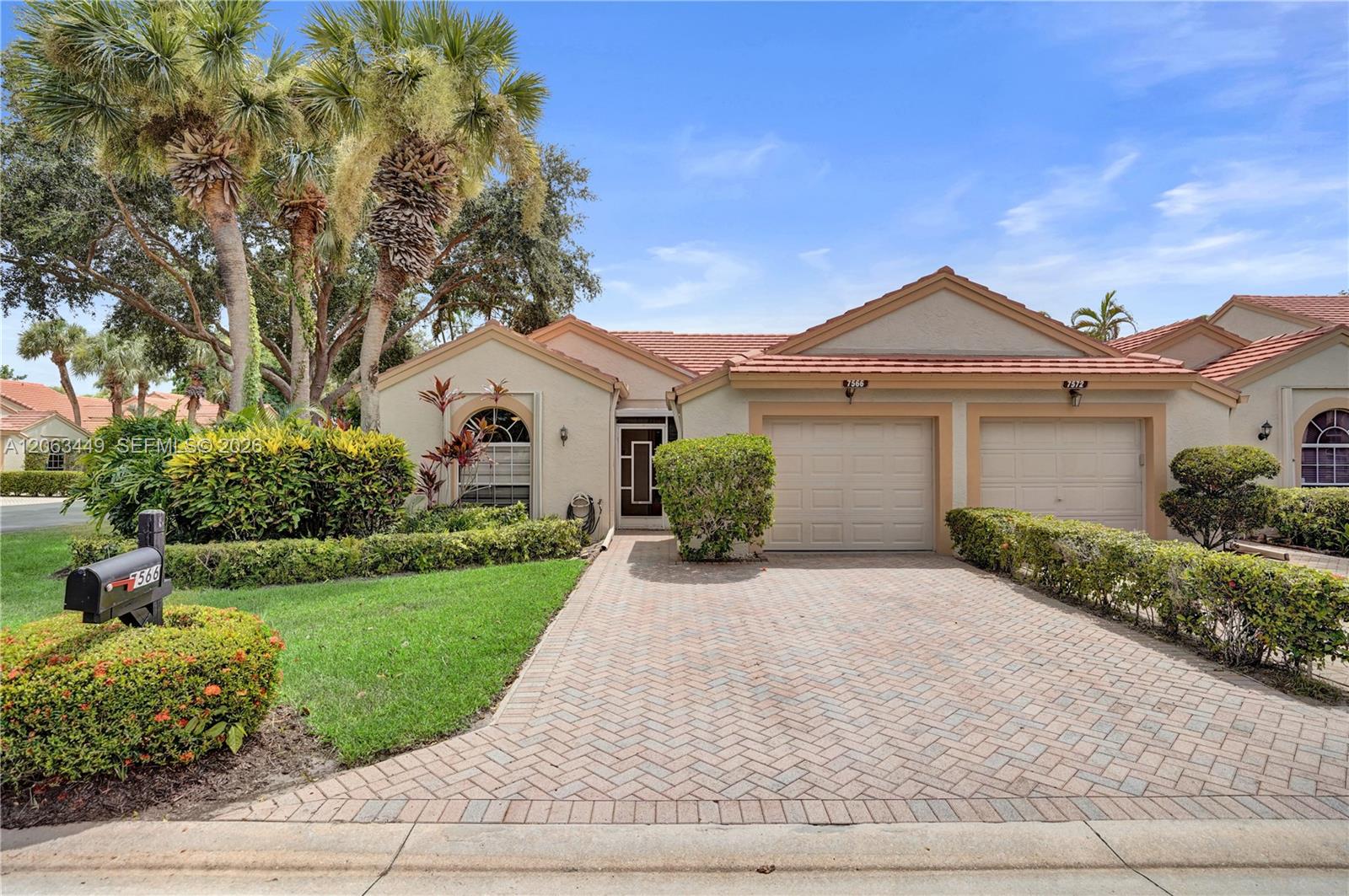 Photo of #A12063449 listing for Sale